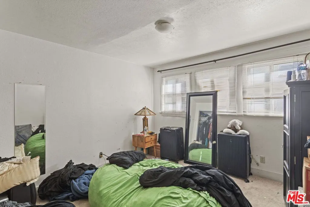1348 Kellam Avenue, Los Angeles, California 90026 home-pic-19