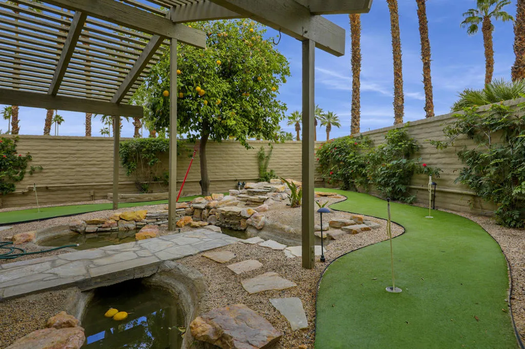 409 Bouquet Canyon Drive, Palm Desert, California 92211 home-pic-39