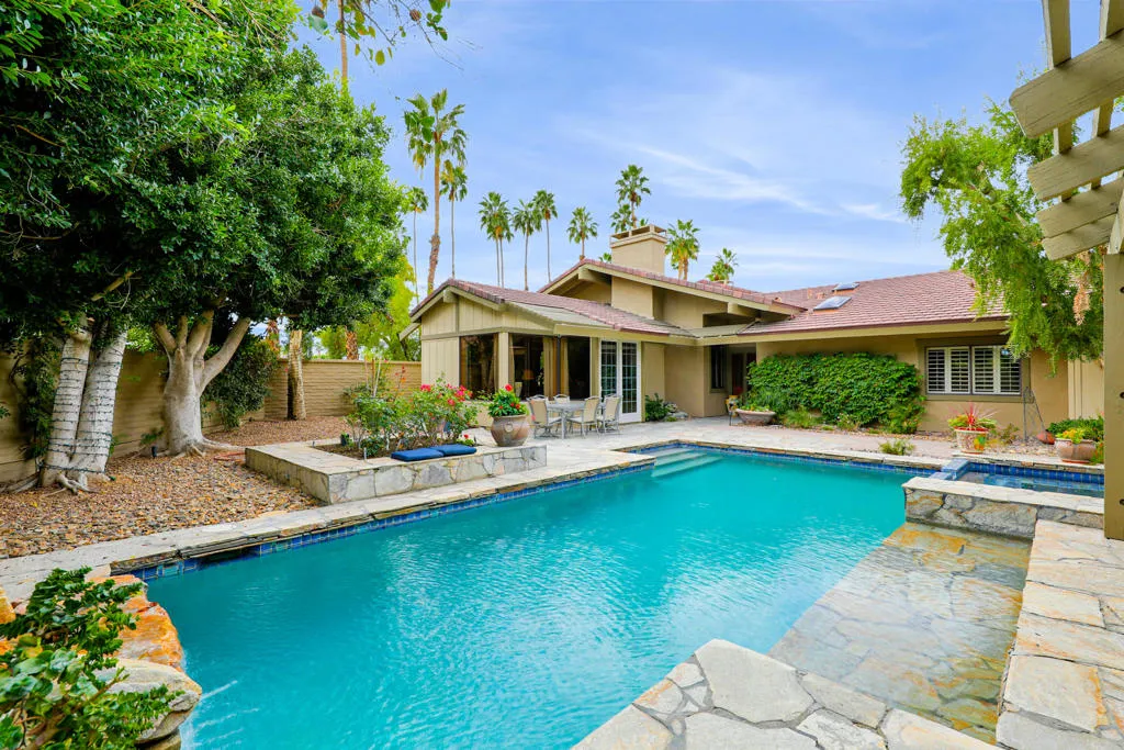 409 Bouquet Canyon Drive, Palm Desert, California 92211 home-pic-1