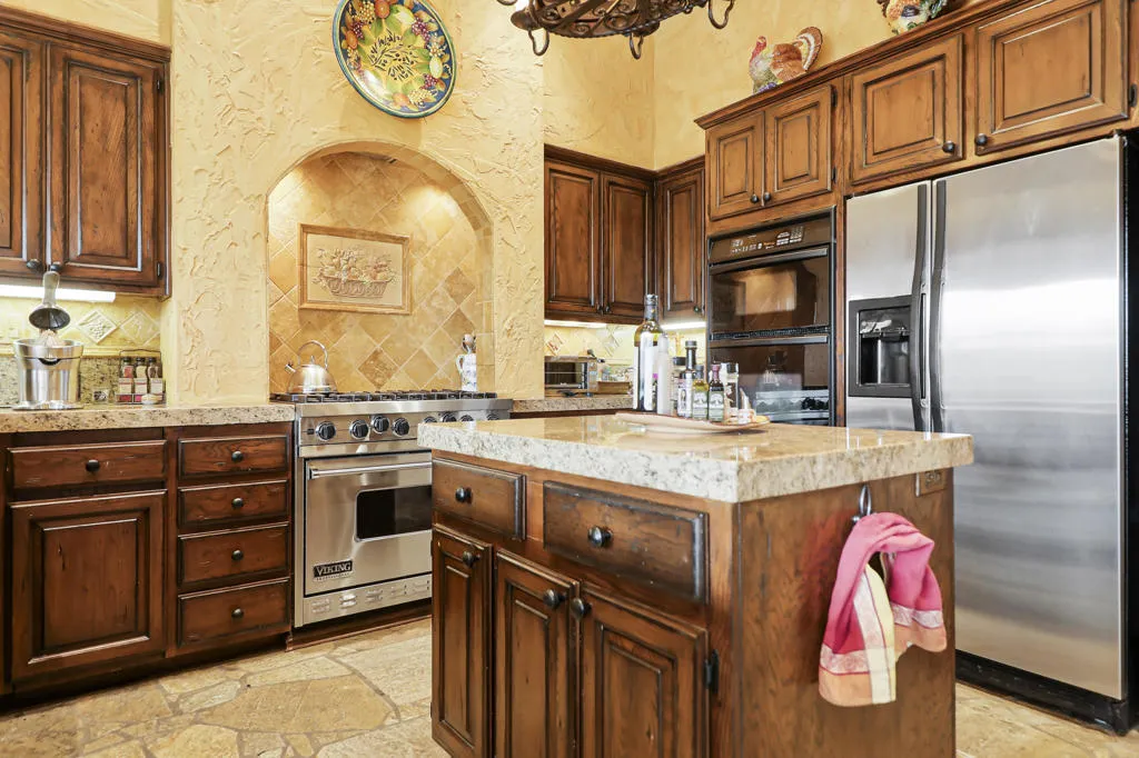 409 Bouquet Canyon Drive, Palm Desert, California 92211 home-pic-18