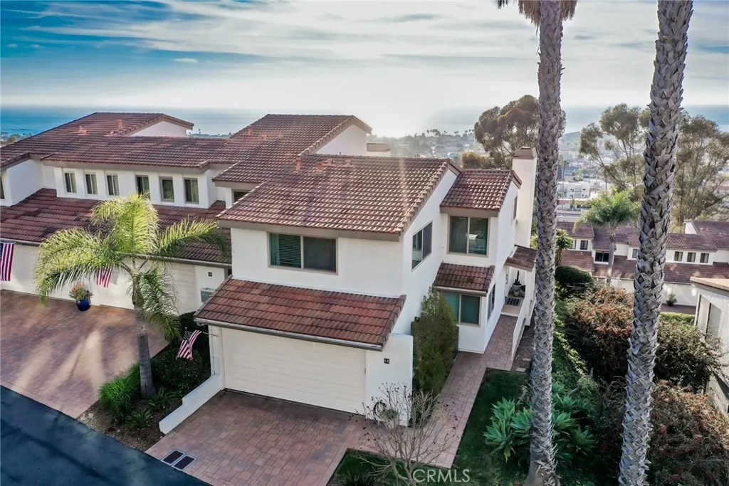 19 Vista Del Ponto 66, San Clemente, California 92672 home-pic-2