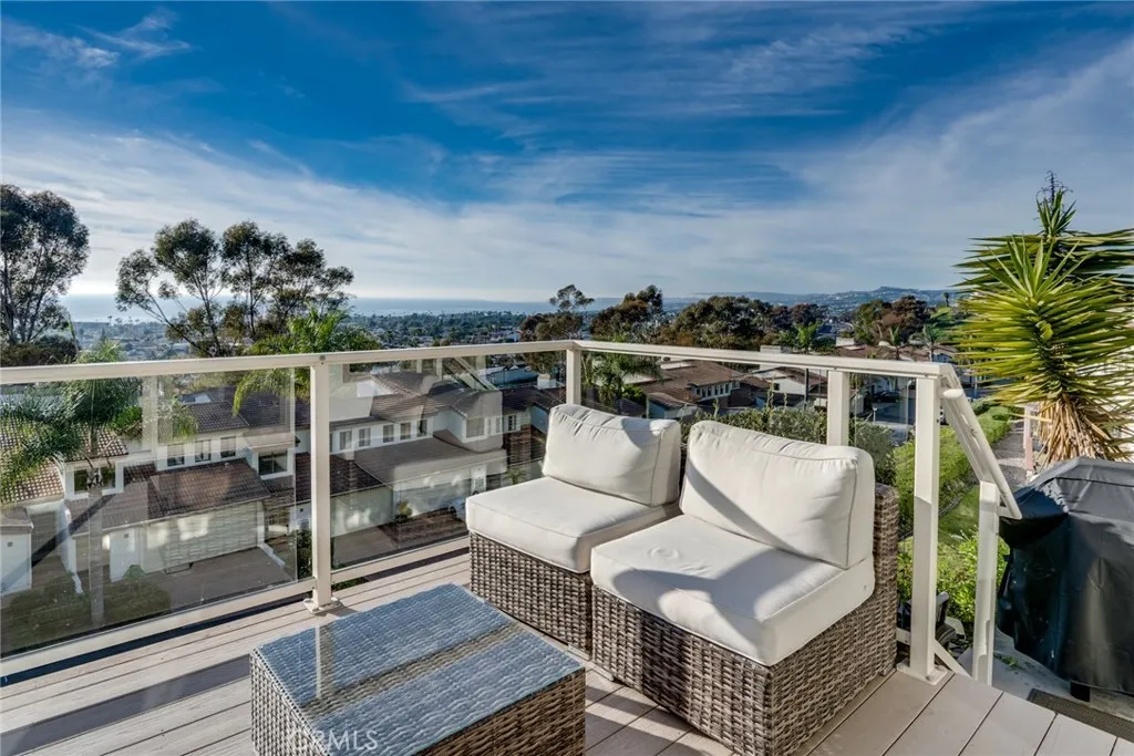 19 Vista Del Ponto 66, San Clemente, California 92672 home-pic-38
