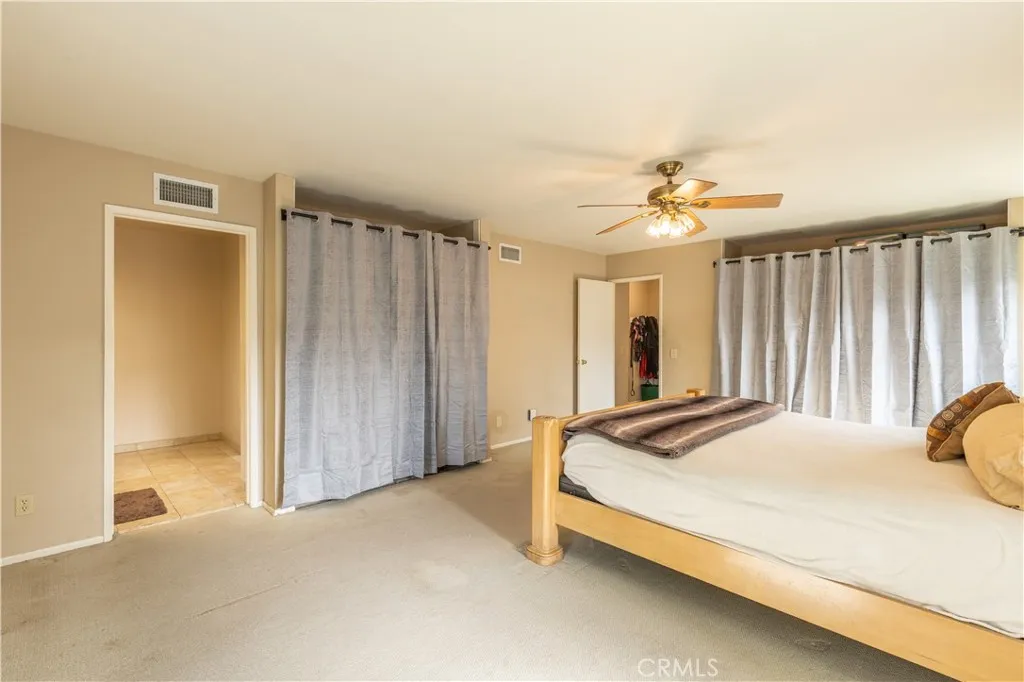 910 E Glendale, Orange, California 92865 home-pic-17