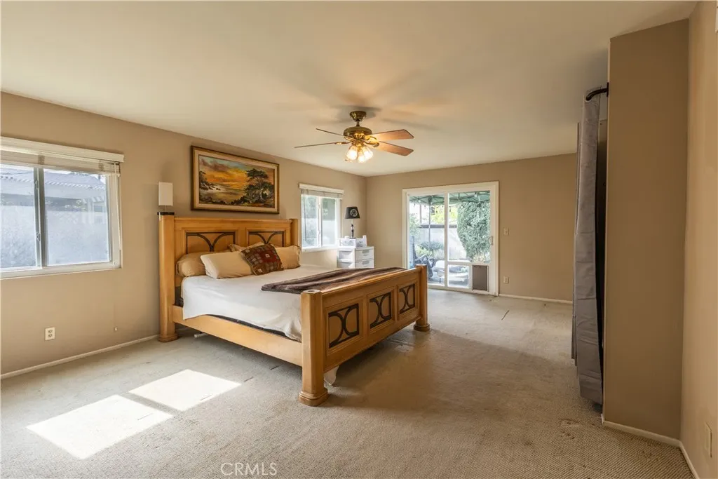 910 E Glendale, Orange, California 92865 home-pic-15