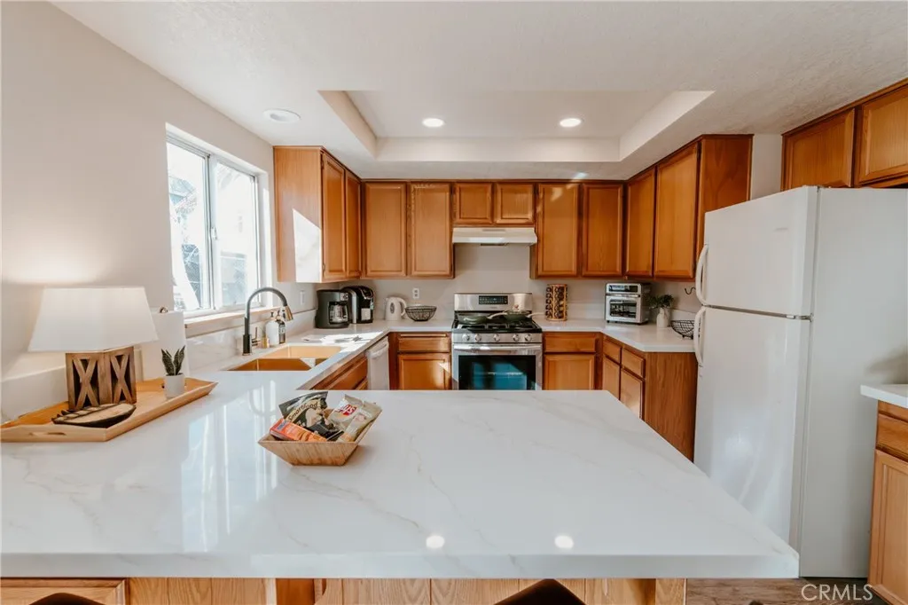 1241 Pine Lane, Big Bear City, California 92314 home-pic-3