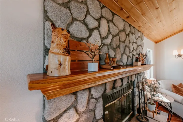 Fully decorated with the most delightful decor