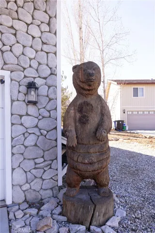 The "Greeter". Everyone loves a wood-carved bear!
