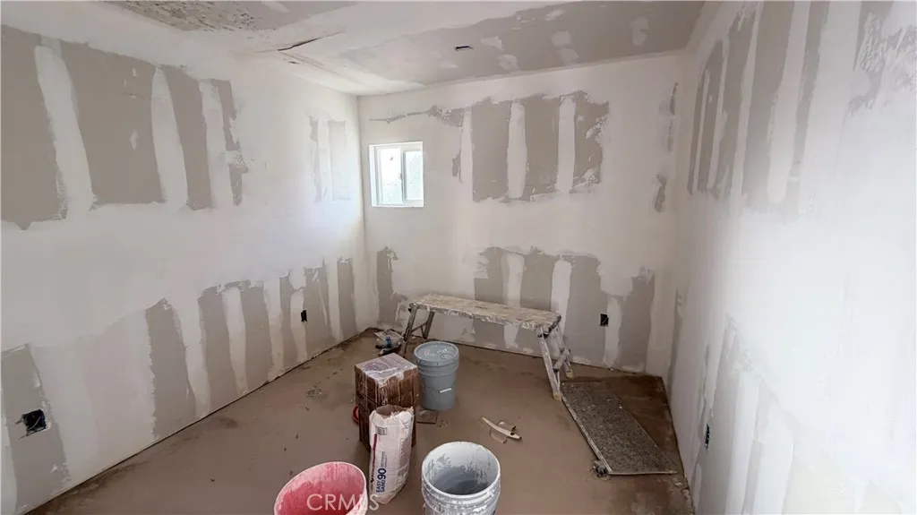 87908 Amboy, 29 Palms, California 92277 home-pic-8