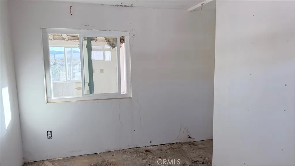 87908 Amboy, 29 Palms, California 92277 home-pic-7