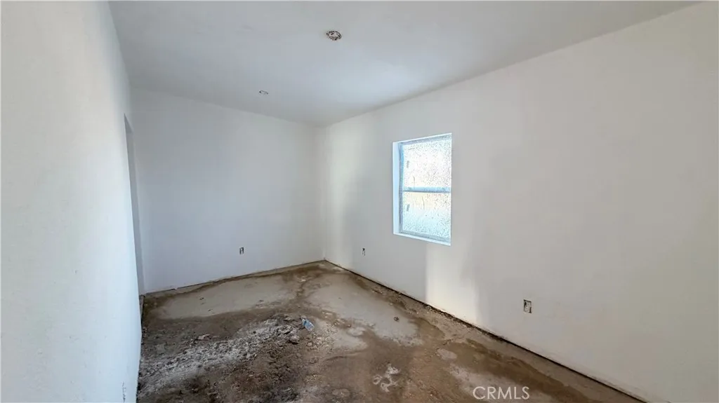87908 Amboy, 29 Palms, California 92277 home-pic-10