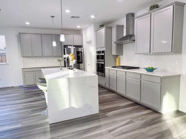 Dining/Kitchen