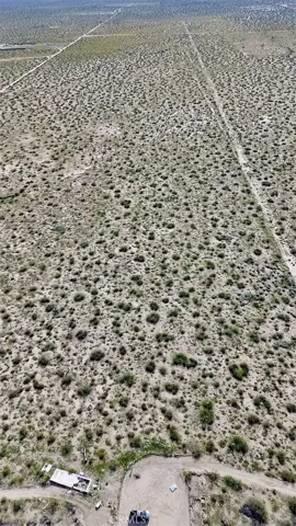 North side llooking  south  south.