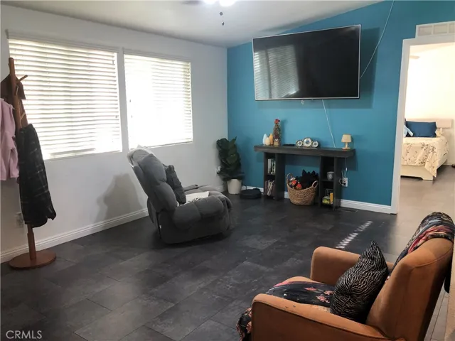 4901 Green River 292, Corona, California 92878