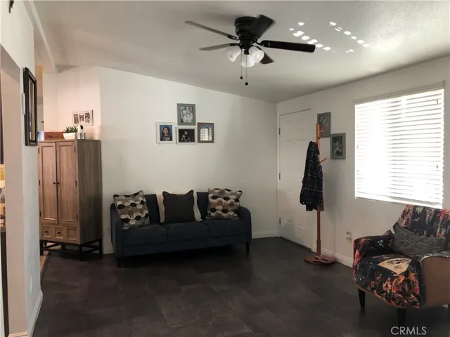 4901 Green River 292, Corona, California 92878