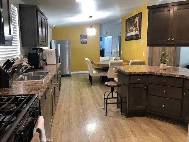 4901 Green River 292, Corona, California 92878