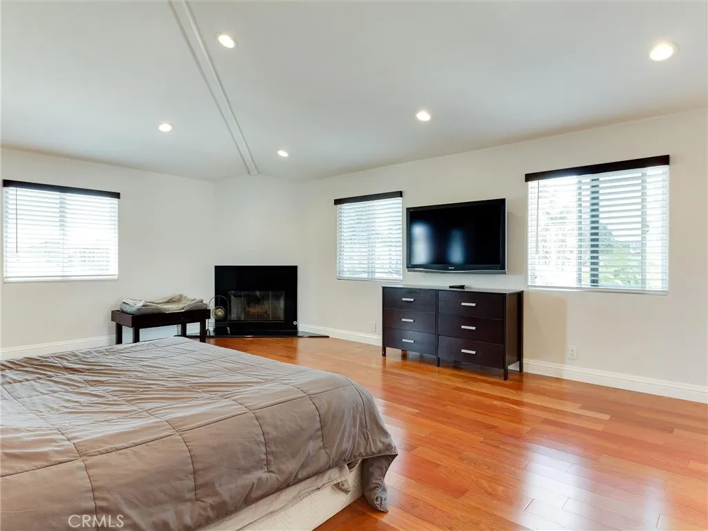 12621 Costa Drive, Hawthorne, California 90250 home-pic-46