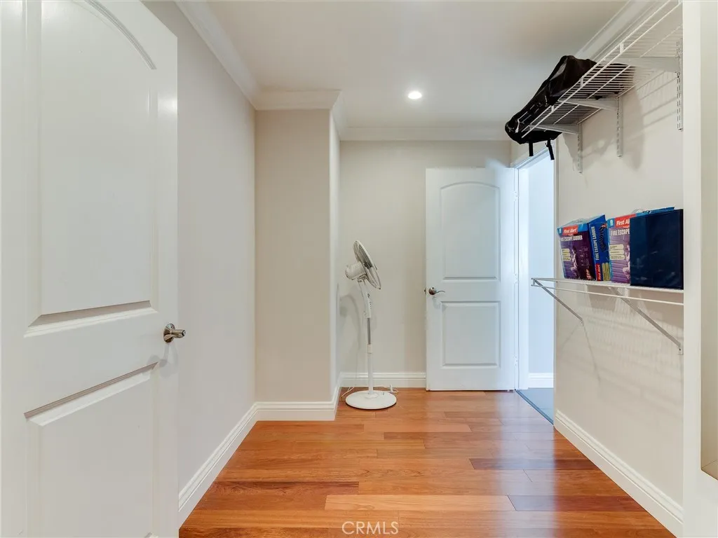 12621 Costa Drive, Hawthorne, California 90250 home-pic-42