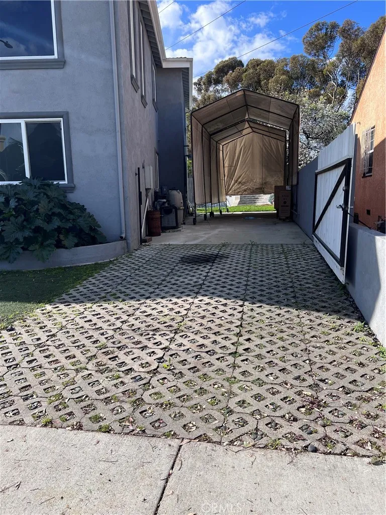 12621 Costa Drive, Hawthorne, California 90250 home-pic-63