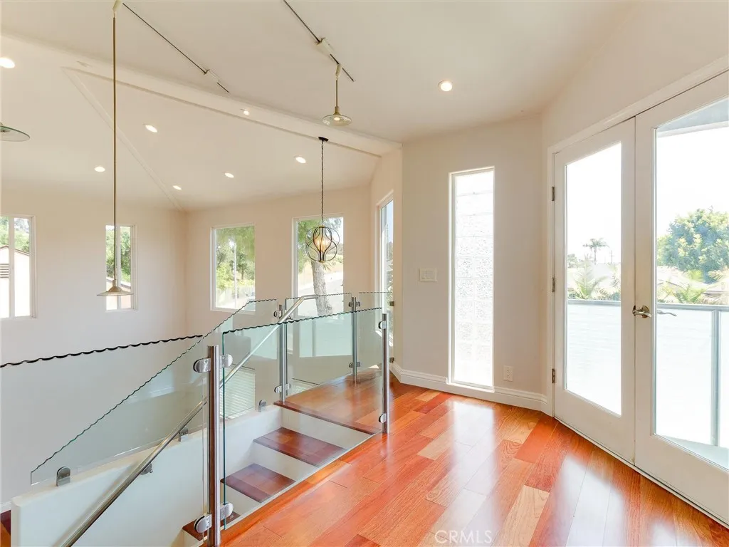 12621 Costa Drive, Hawthorne, California 90250 home-pic-30