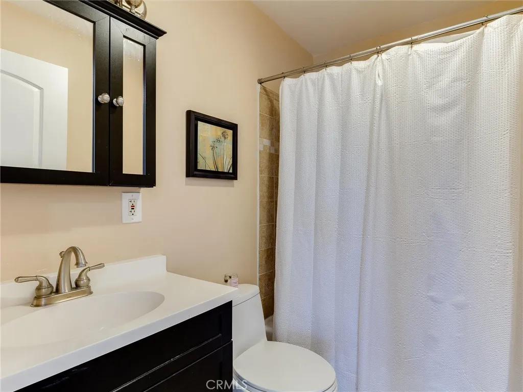 12621 Costa Drive, Hawthorne, California 90250 home-pic-53