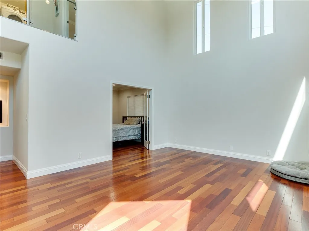 12621 Costa Drive, Hawthorne, California 90250 home-pic-6