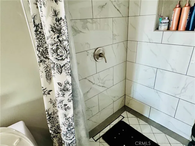 3439 Siskiyou, Los Angeles, California 90023