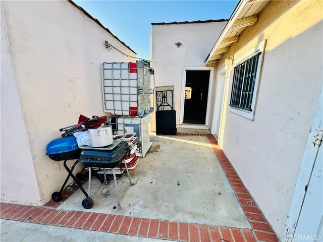 3439 Siskiyou, Los Angeles, California 90023