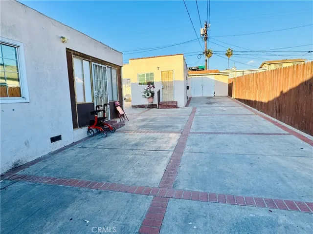 3439 Siskiyou, Los Angeles, California 90023