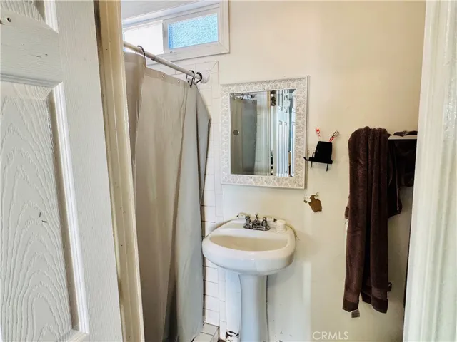 3439 Siskiyou, Los Angeles, California 90023