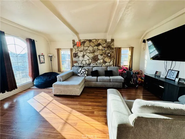 3439 Siskiyou, Los Angeles, California 90023