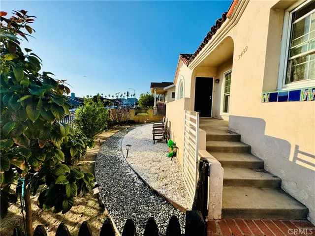 3439 Siskiyou, Los Angeles, California 90023