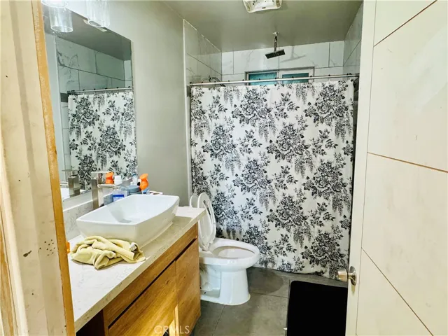 3439 Siskiyou, Los Angeles, California 90023