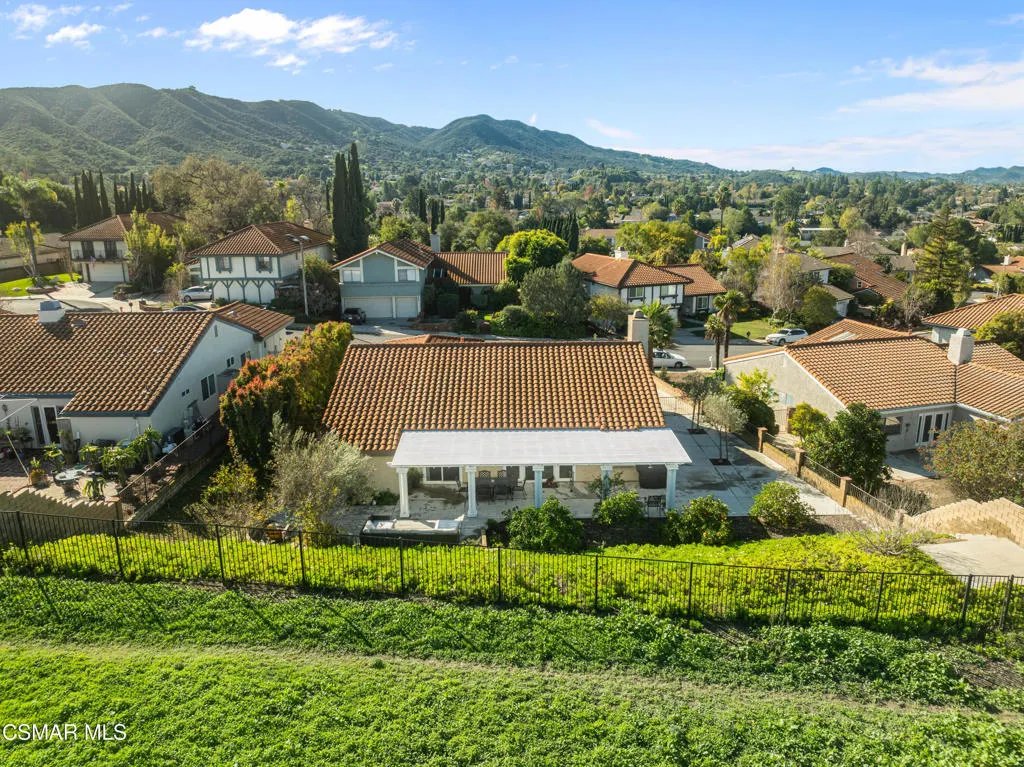 675 Whispering Oaks Place, Newbury Park, California 91320 home-pic-62