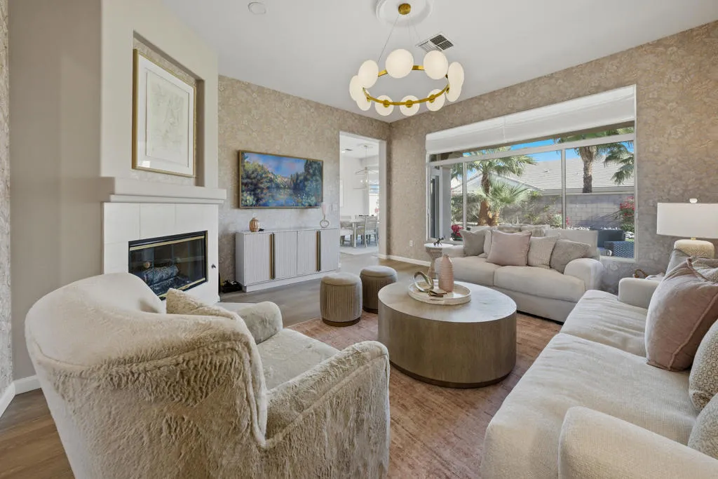 36598 Fan Palm Way, Palm Desert, California 92211 home-pic-1