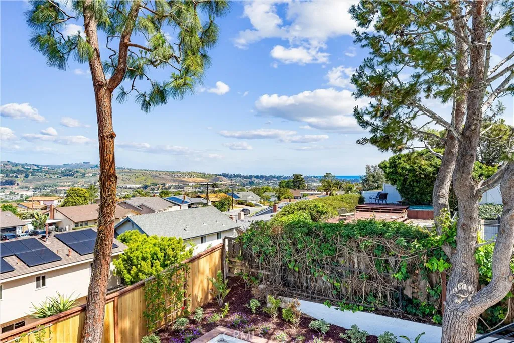32862 Bluffside, Dana Point, California 92629 home-pic-5