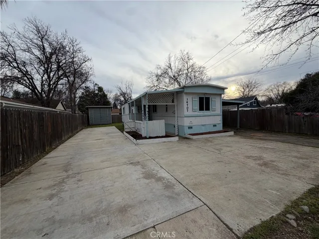 Front of house with driveway