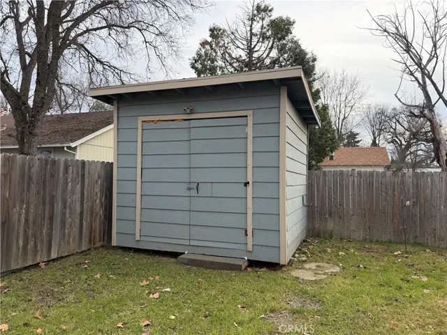 Shed