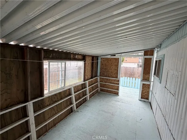 Enclosed front porch area
