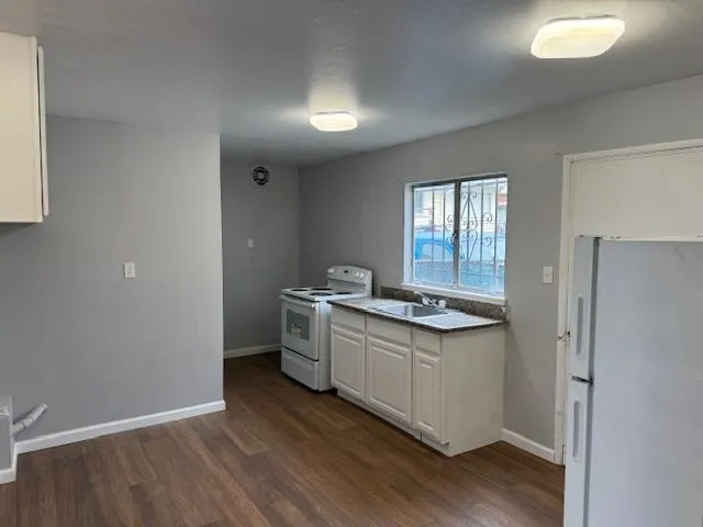 3792 Angelo Ave, Oakland, California 94619 home-pic-2