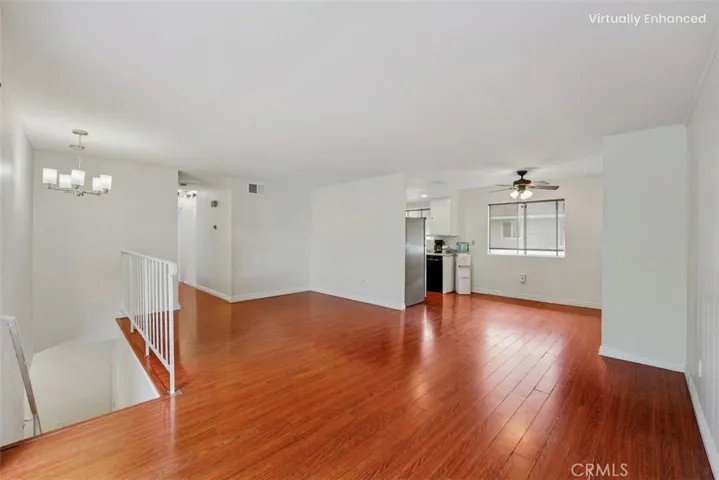 Living room - Furniture removed