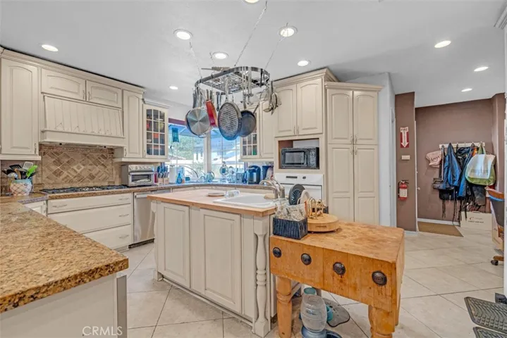 1200 S Santa Anita, Arcadia, California 91006
