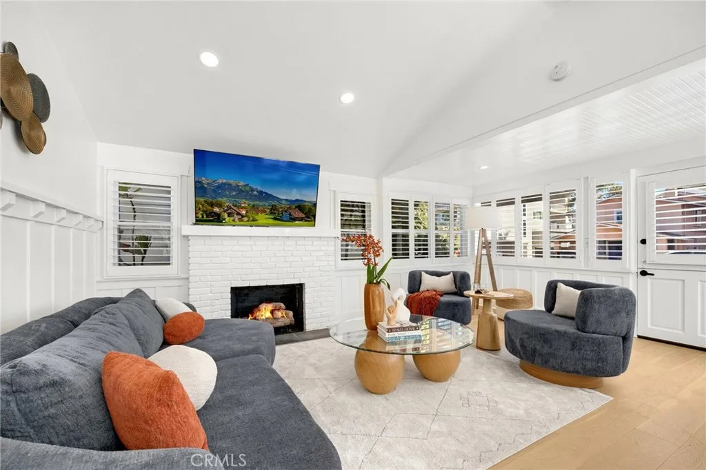 307 Fernando, Newport Beach, California 92661 home-pic-6