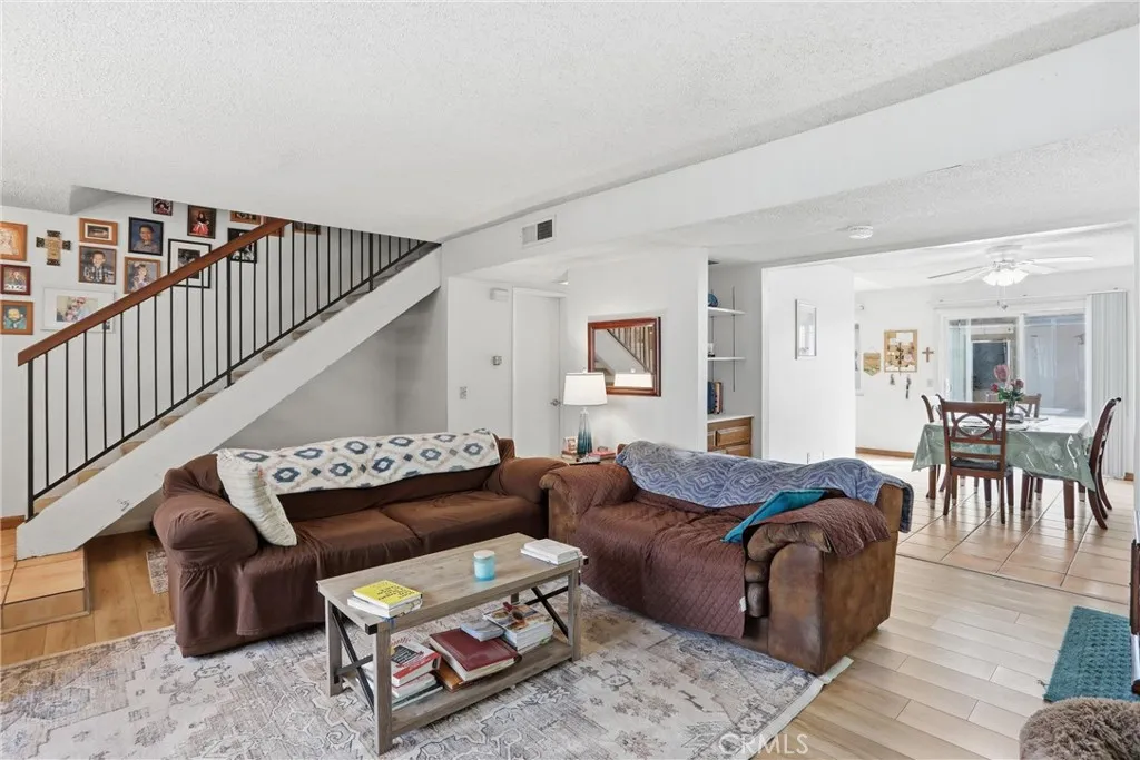 1252 N Citrus 2, Covina, California 91722 home-pic-4