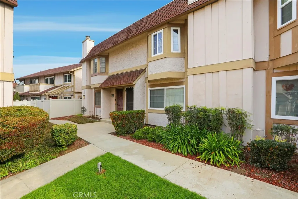 1252 N Citrus 2, Covina, California 91722 home-pic-1
