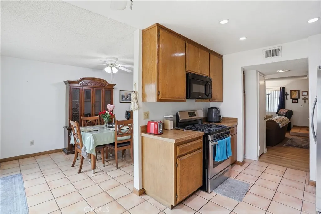 1252 N Citrus 2, Covina, California 91722 home-pic-10
