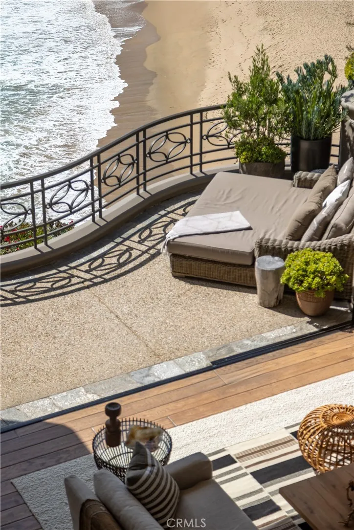 199 Emerald Bay, Laguna Beach, California 92651 home-pic-21