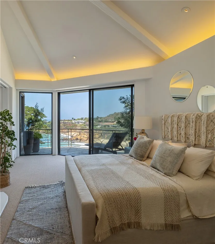 199 Emerald Bay, Laguna Beach, California 92651 home-pic-17
