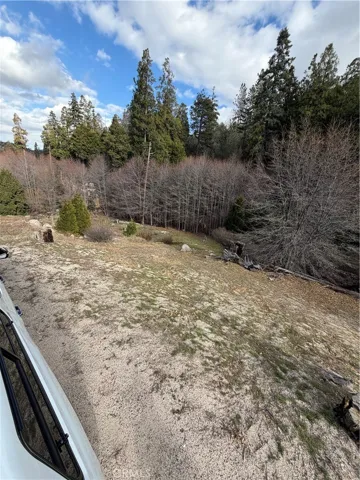 gentle slope to flat land