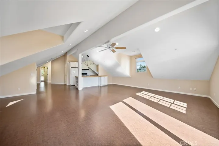 One Bedroom Apartment above Garage