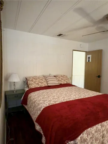1025 S Lyon, Hemet, California 92543